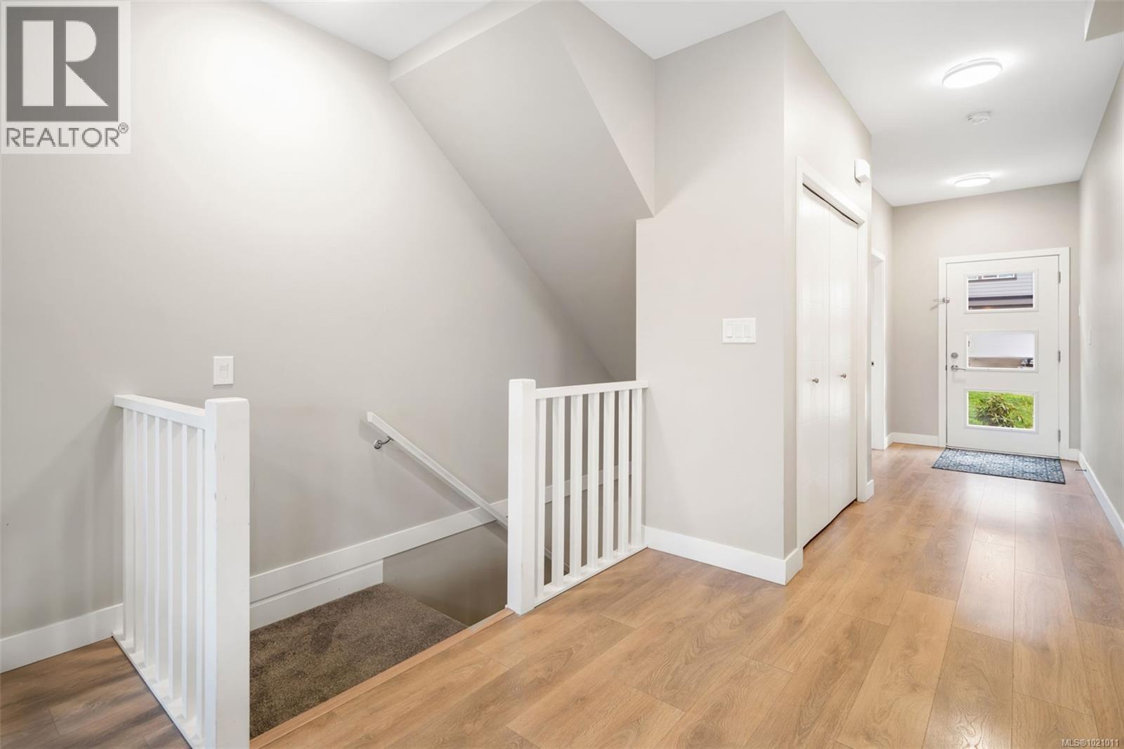 3477 Myles Mansell Rd, Langford