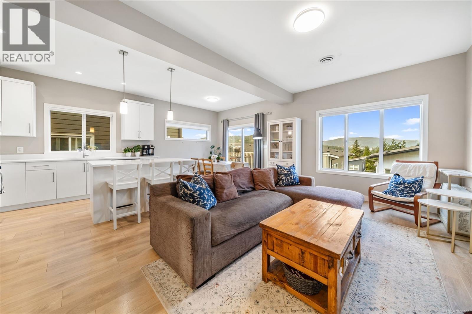 3477 Myles Mansell Rd, Langford