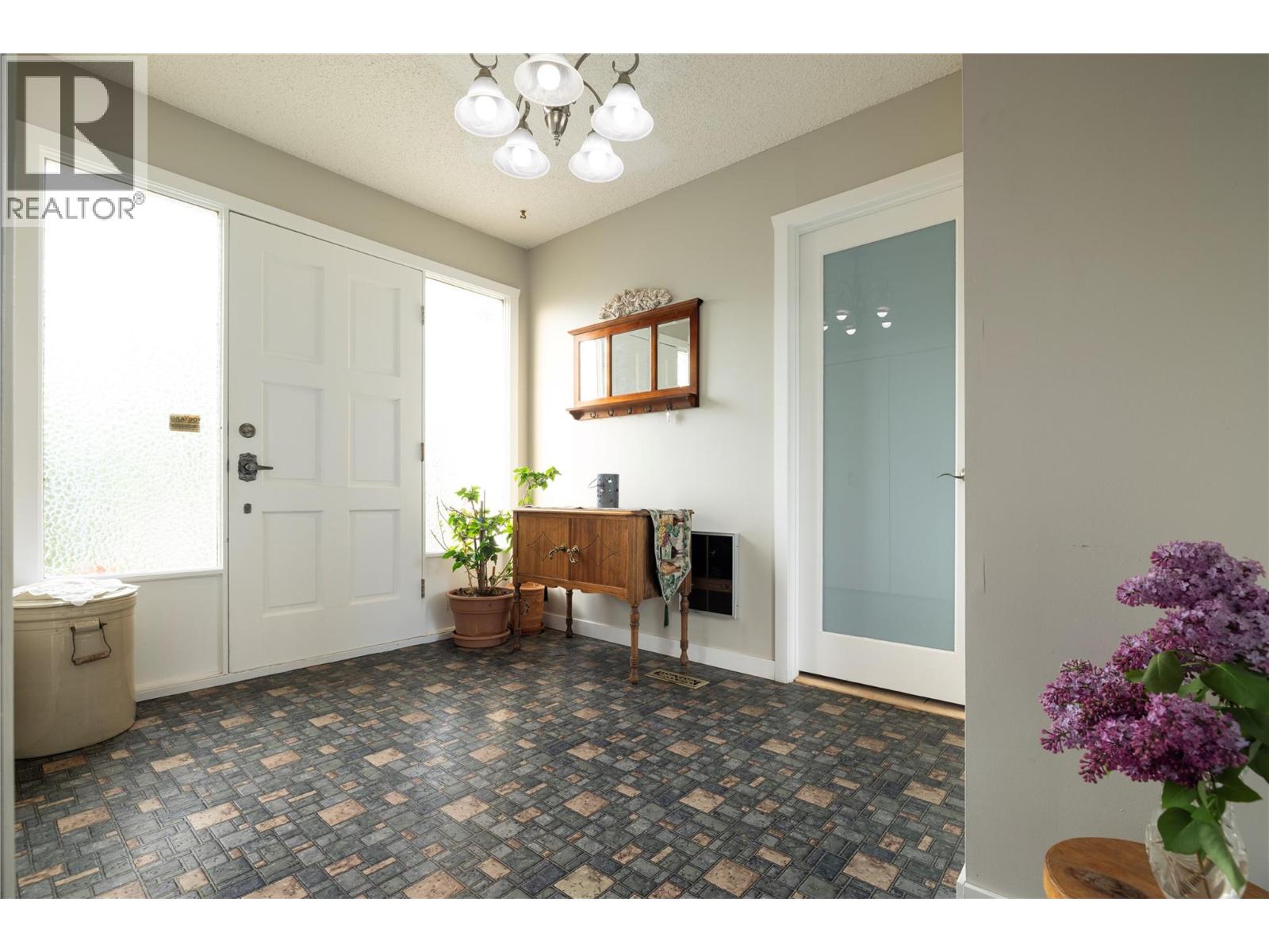  5826 Bartlett Road, Vernon