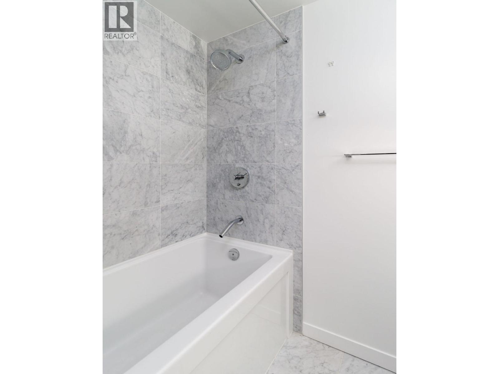 1718 68 SMITHE, Vancouver