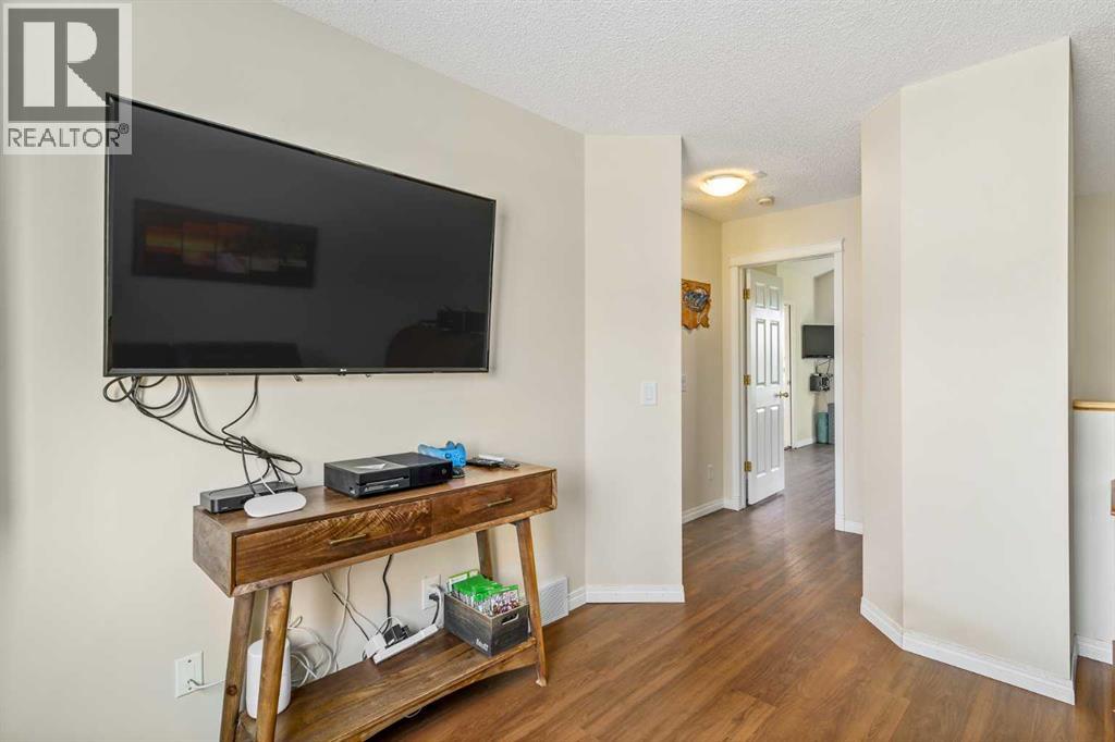 Single Family House for Sale in  Hidden Creek Gardens NW Hidden Valley Calgary 