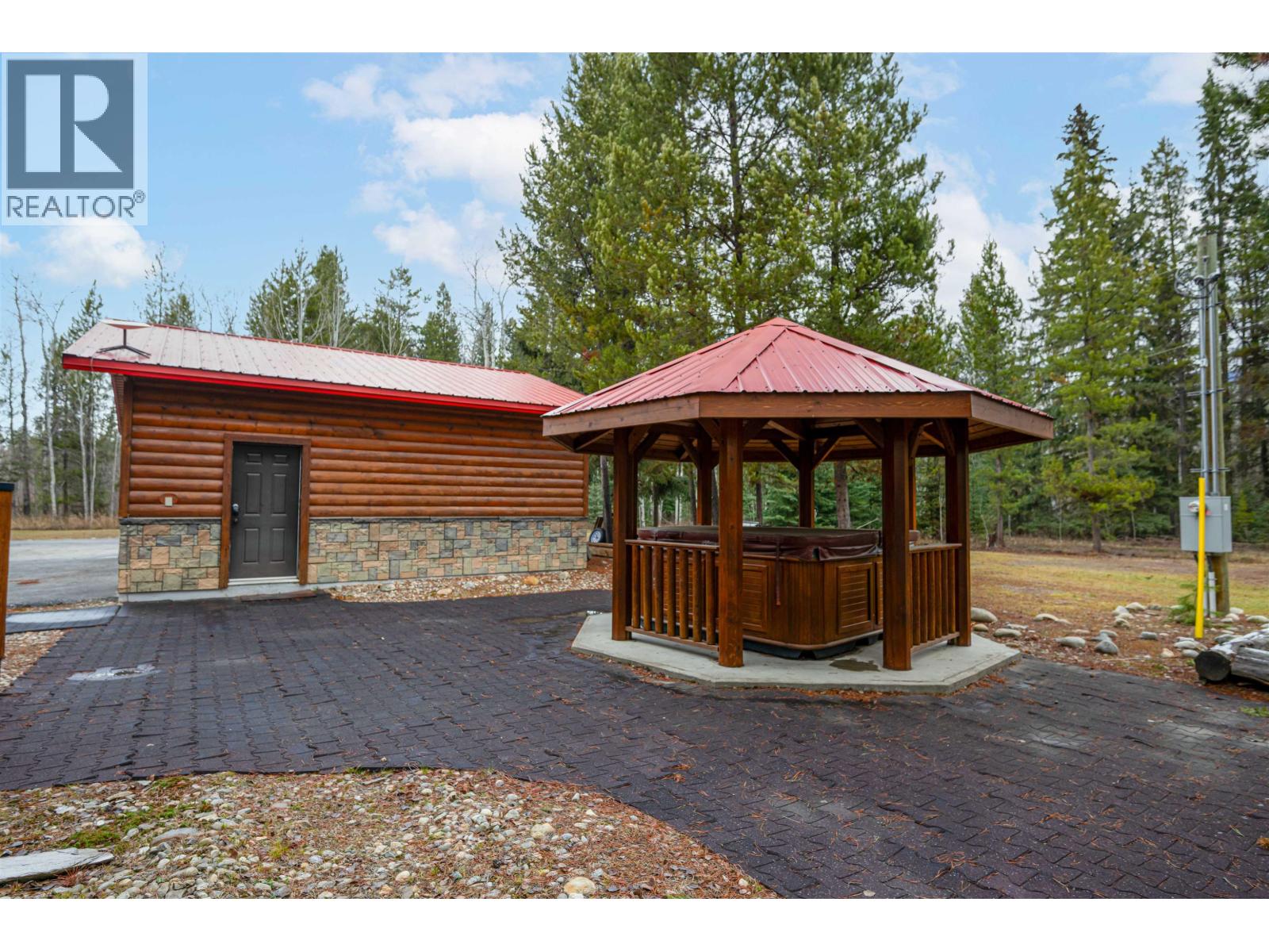 1180 CRANBERRY LAKE ROAD, Valemount