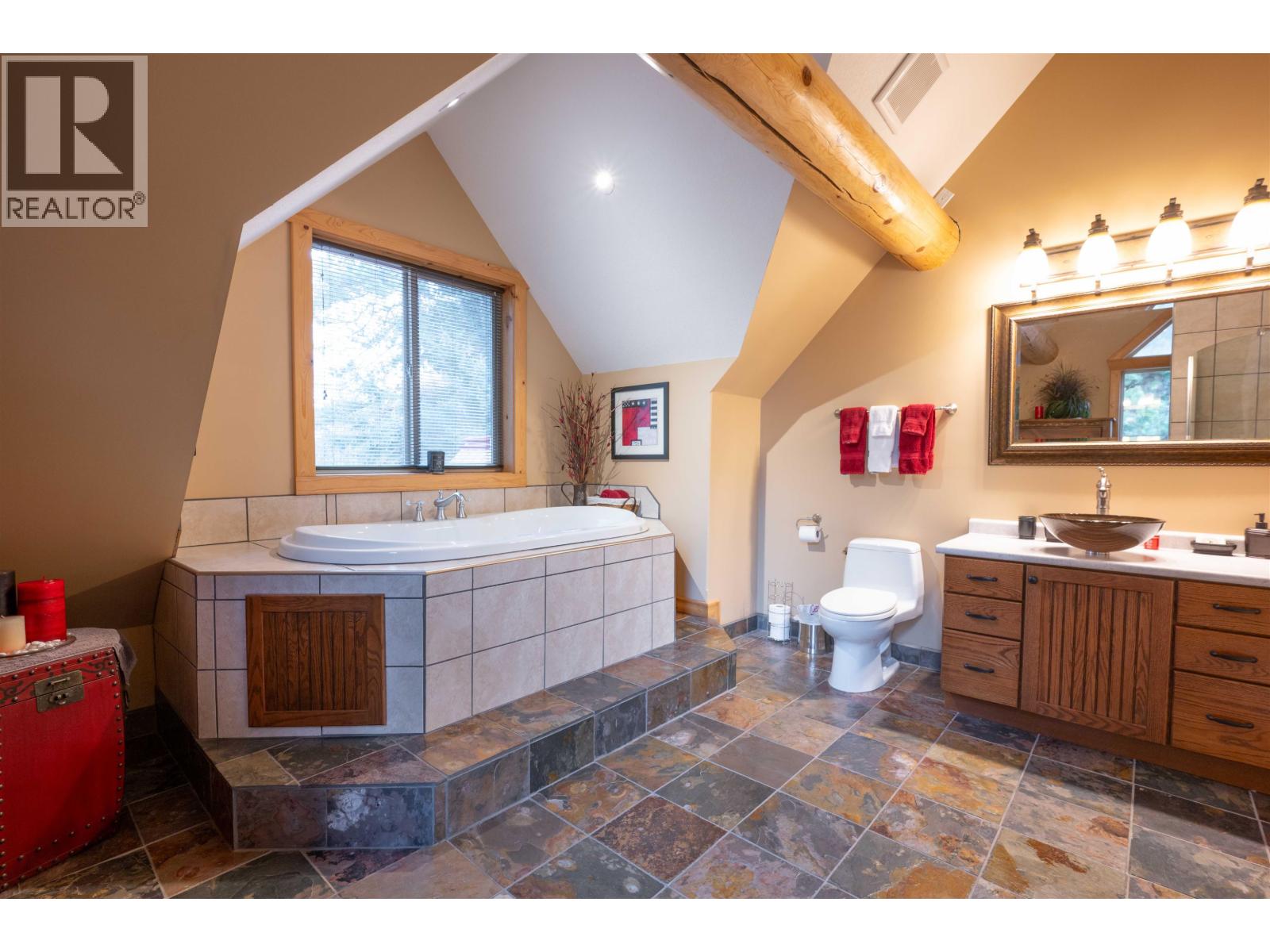 1180 CRANBERRY LAKE ROAD, Valemount