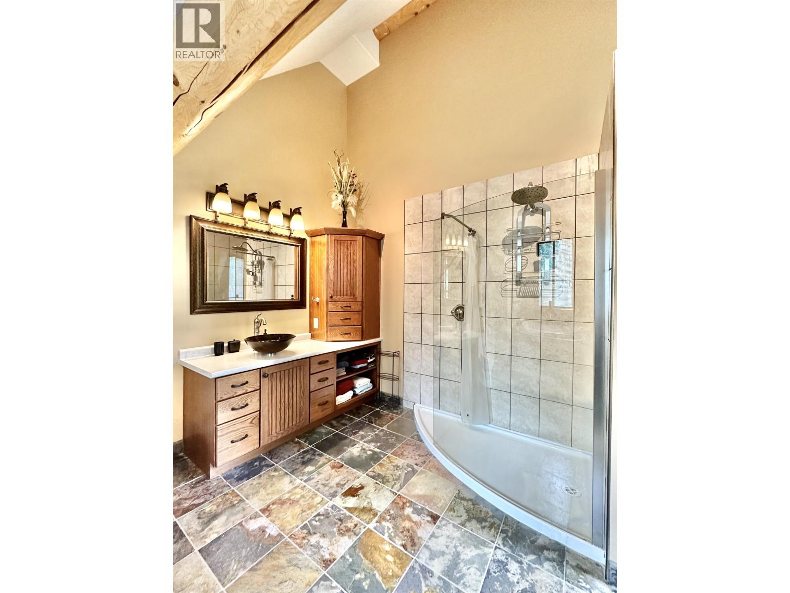 1180 CRANBERRY LAKE ROAD, Valemount