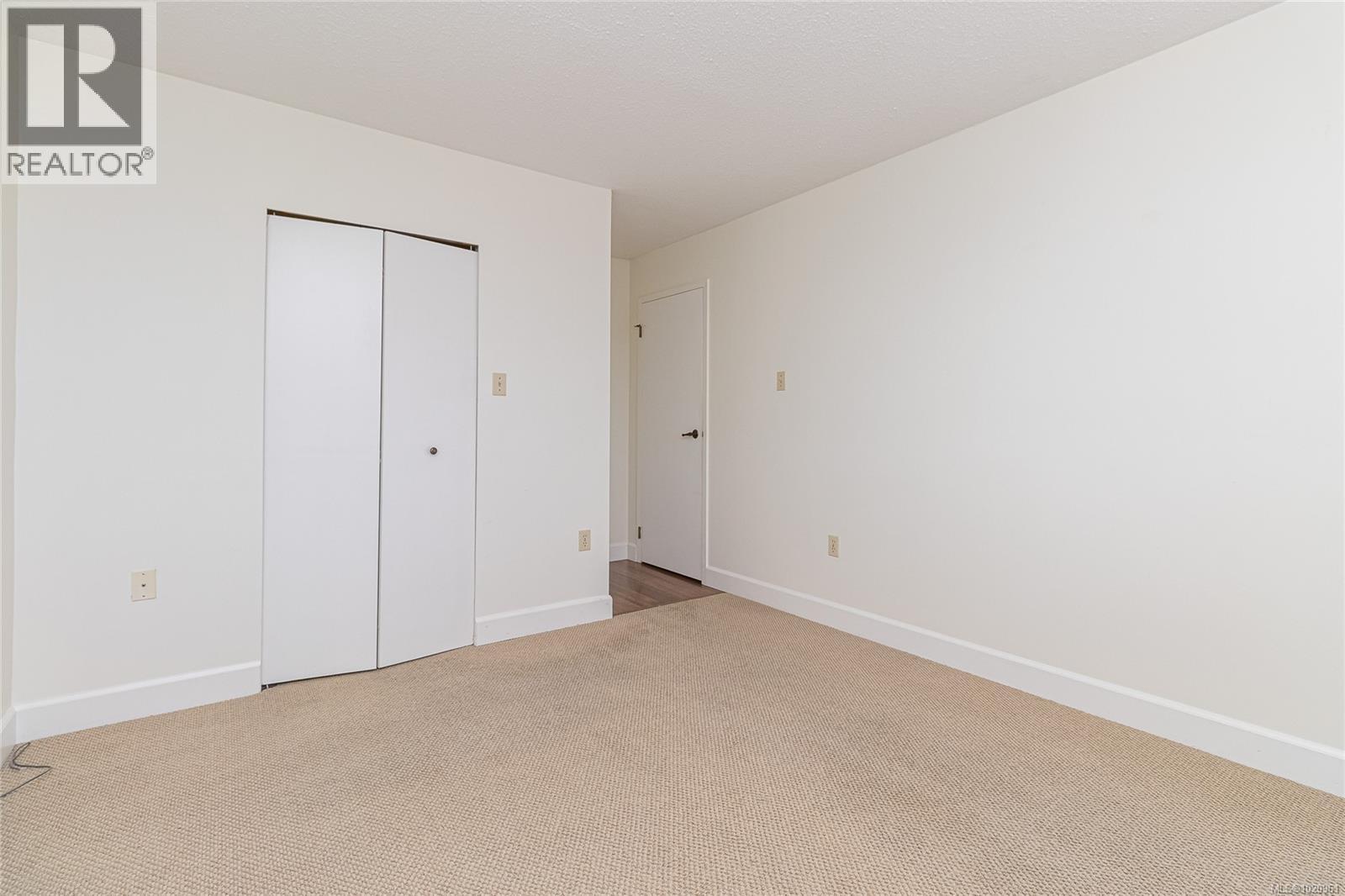 501 1745 Leighton Road, Victoria