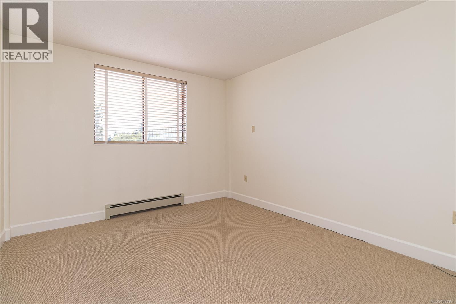 501 1745 Leighton Road, Victoria