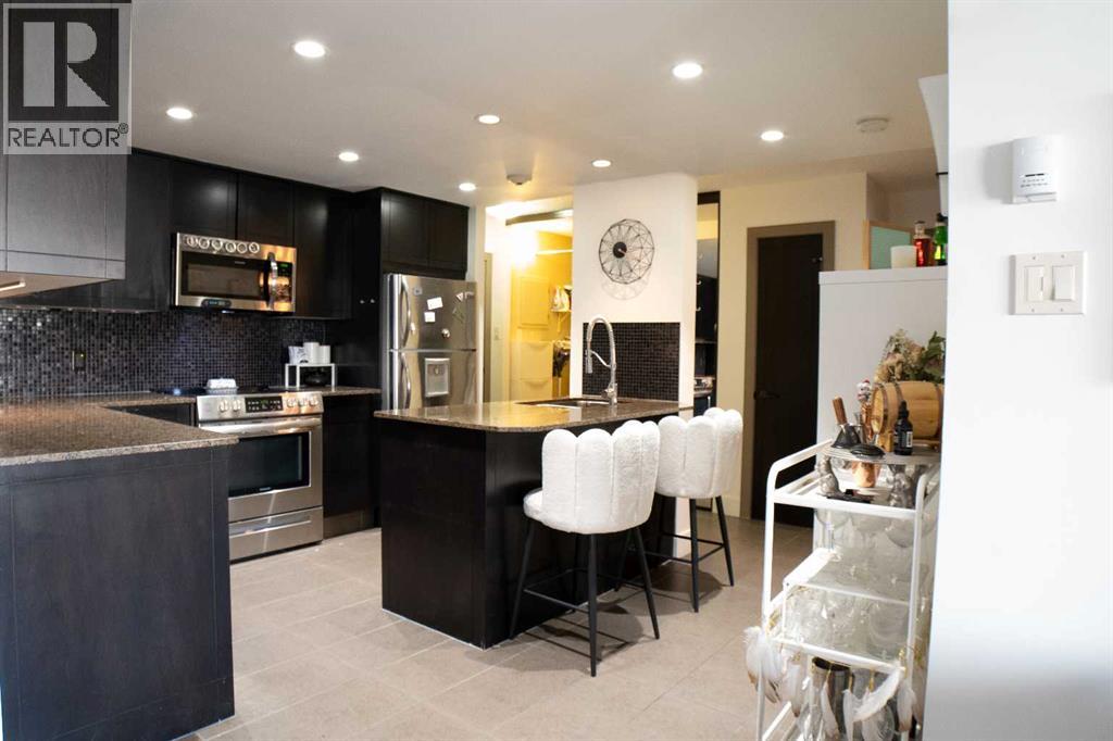 Single Family House for Sale in    Avenue SW Beltline Calgary 