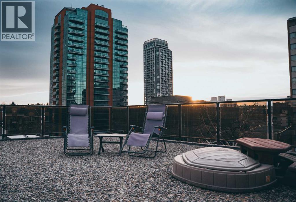 Single Family House for Sale in    Avenue SW Beltline Calgary 