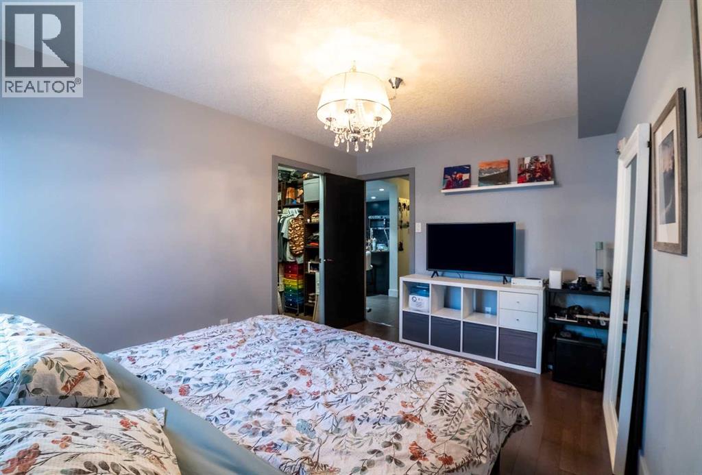 Single Family House for Sale in    Avenue SW Beltline Calgary 