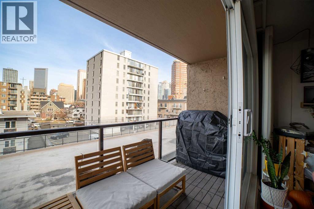 Single Family House for Sale in    Avenue SW Beltline Calgary 