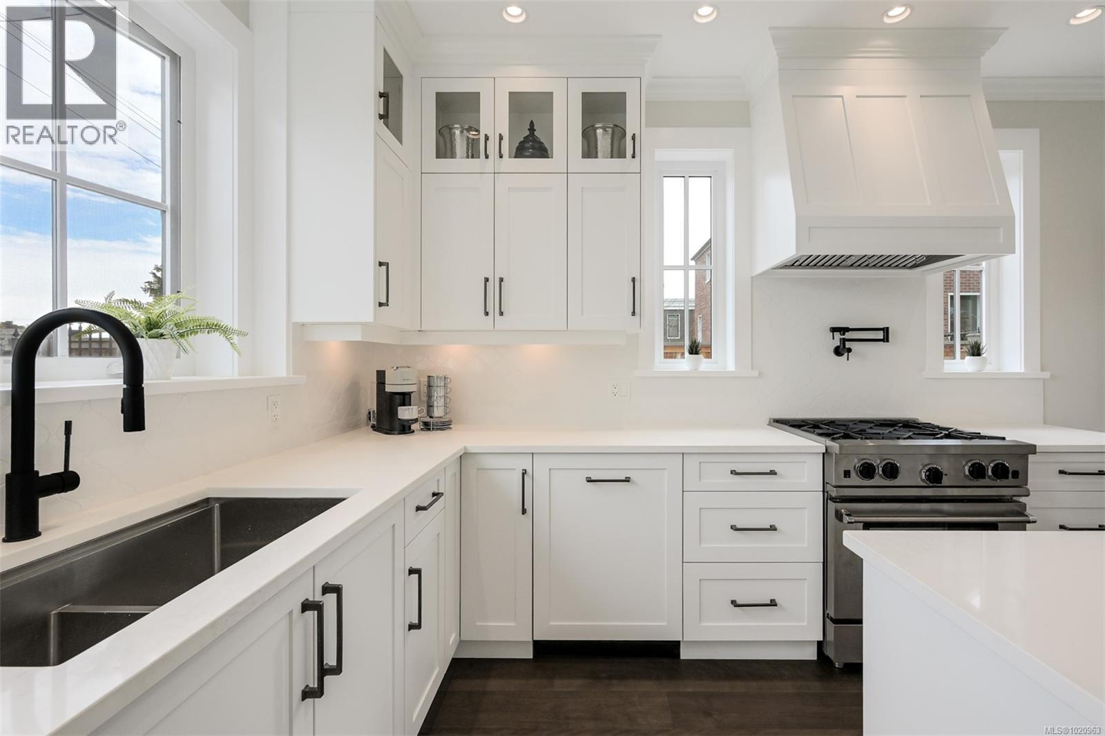  720 Alston Street, Victoria