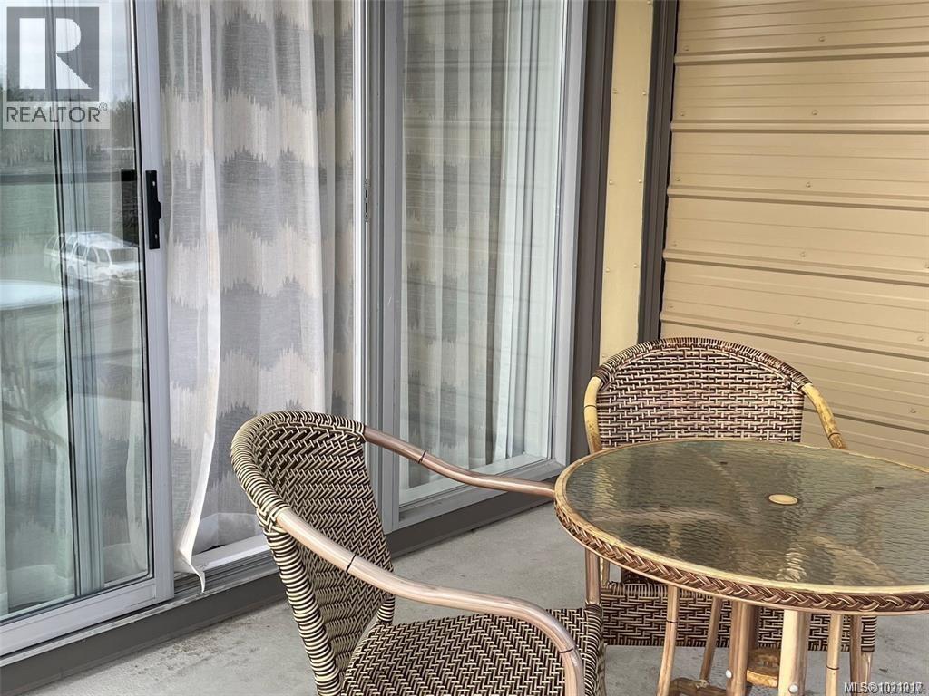 205D 181 Beachside Dr, Parksville