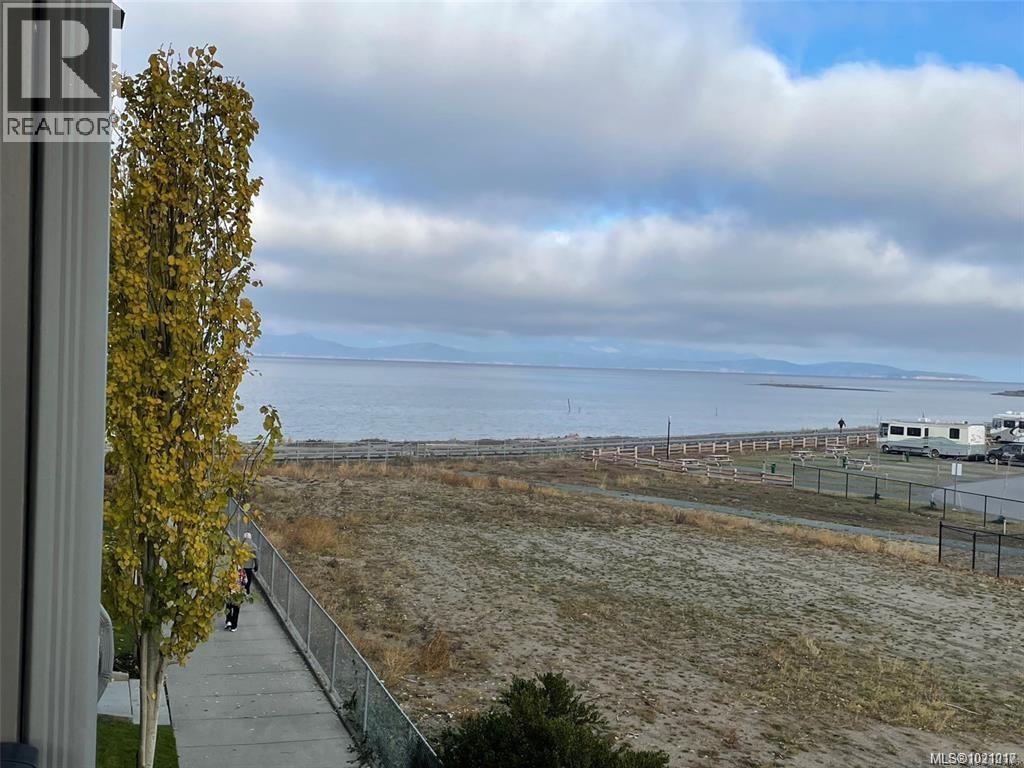 205D 181 Beachside Dr, Parksville