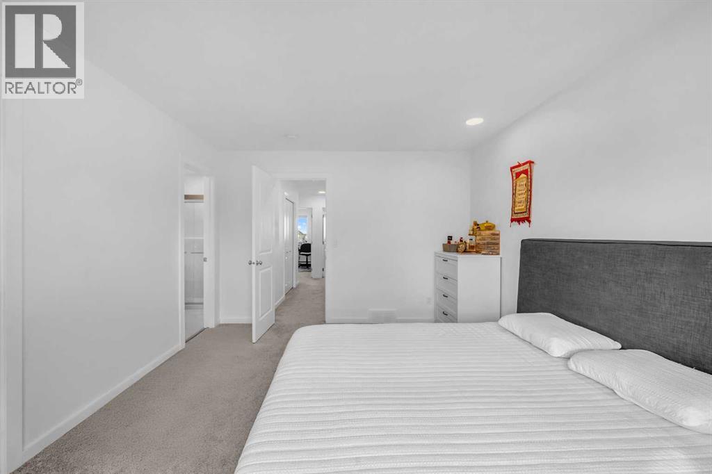 Single Family House for Sale in  Savanna Place NE Saddle Ridge Calgary 