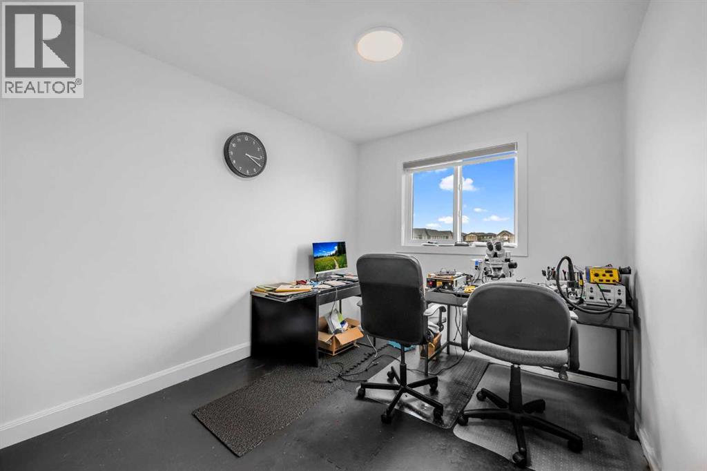 Single Family House for Sale in  Savanna Place NE Saddle Ridge Calgary 