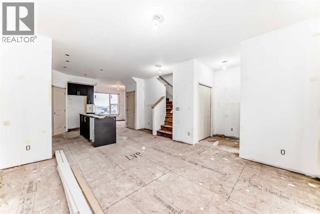 Single Family House for Sale in  Marmot Green NW Glacier Ridge Calgary 