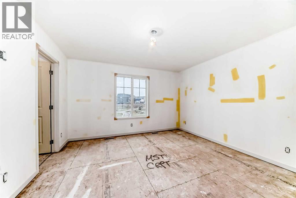 Single Family House for Sale in  Marmot Green NW Glacier Ridge Calgary 