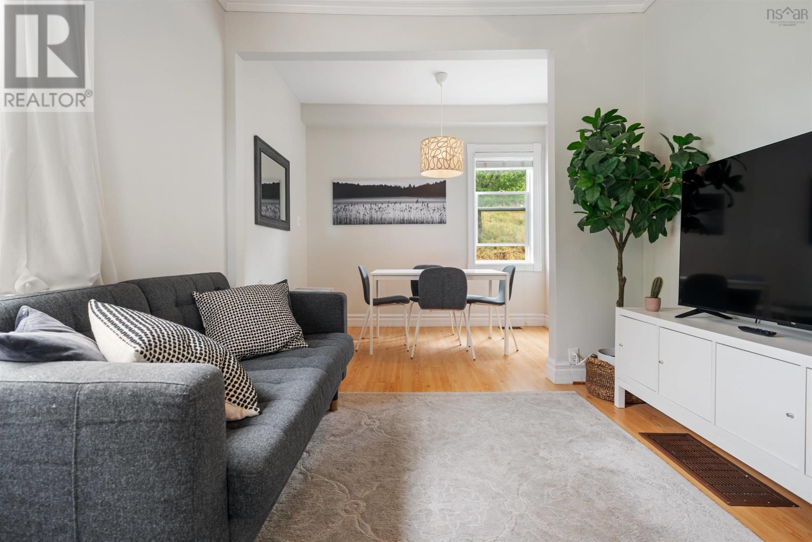 Property 32 of 45 of 166 Reservoir Street