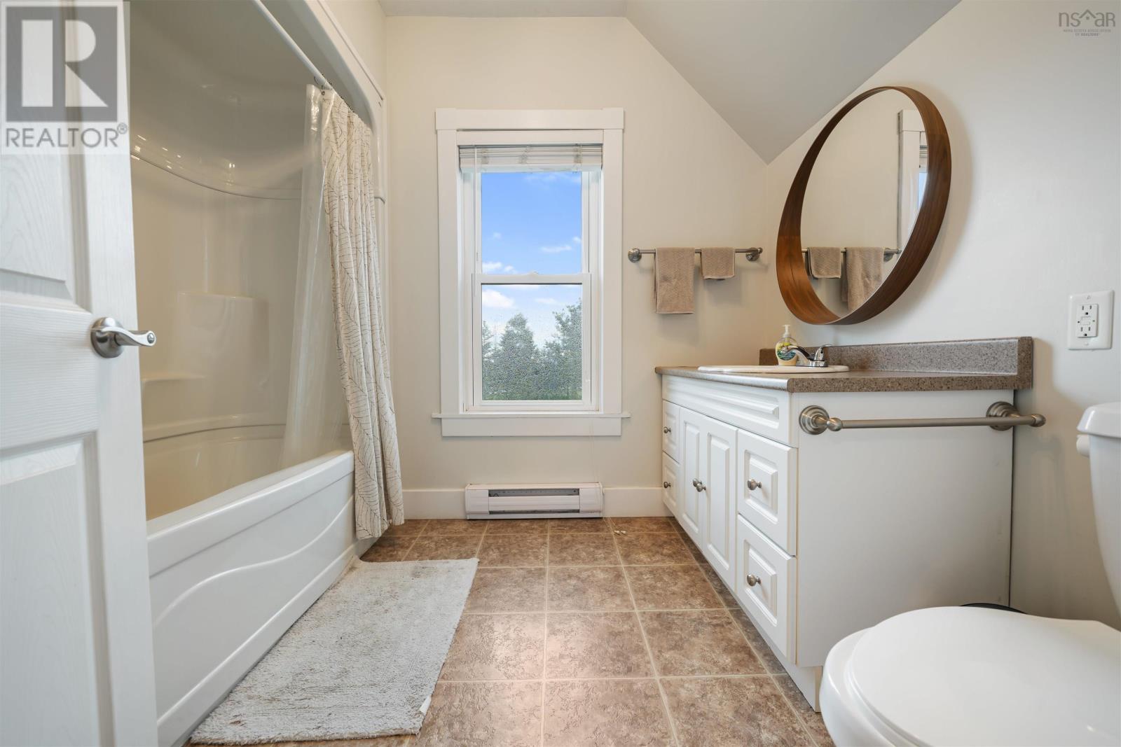 Property 39 of 45 of 166 Reservoir Street