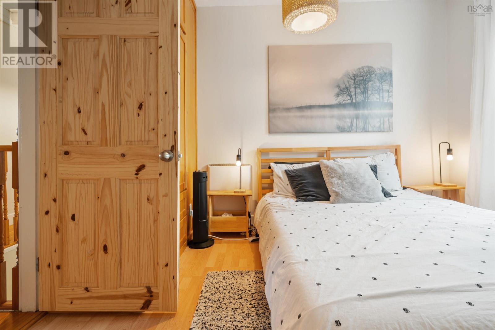 Property 35 of 45 of 166 Reservoir Street