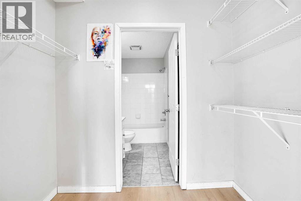 Single Family House for Sale in   Taravista Drive NE Taradale Calgary 