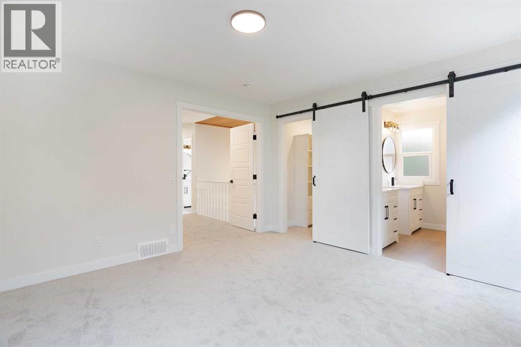 Single Family House for Sale in  Hawkwood Crescent NW Hawkwood Calgary 