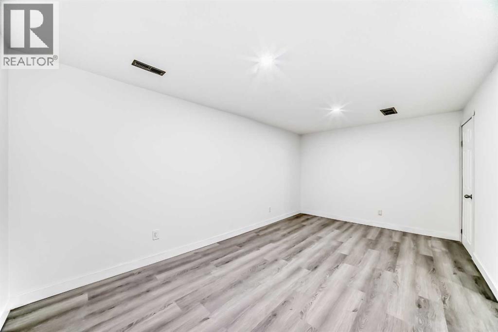 Single Family House for Sale in    Avenue NE Marlborough Park Calgary 