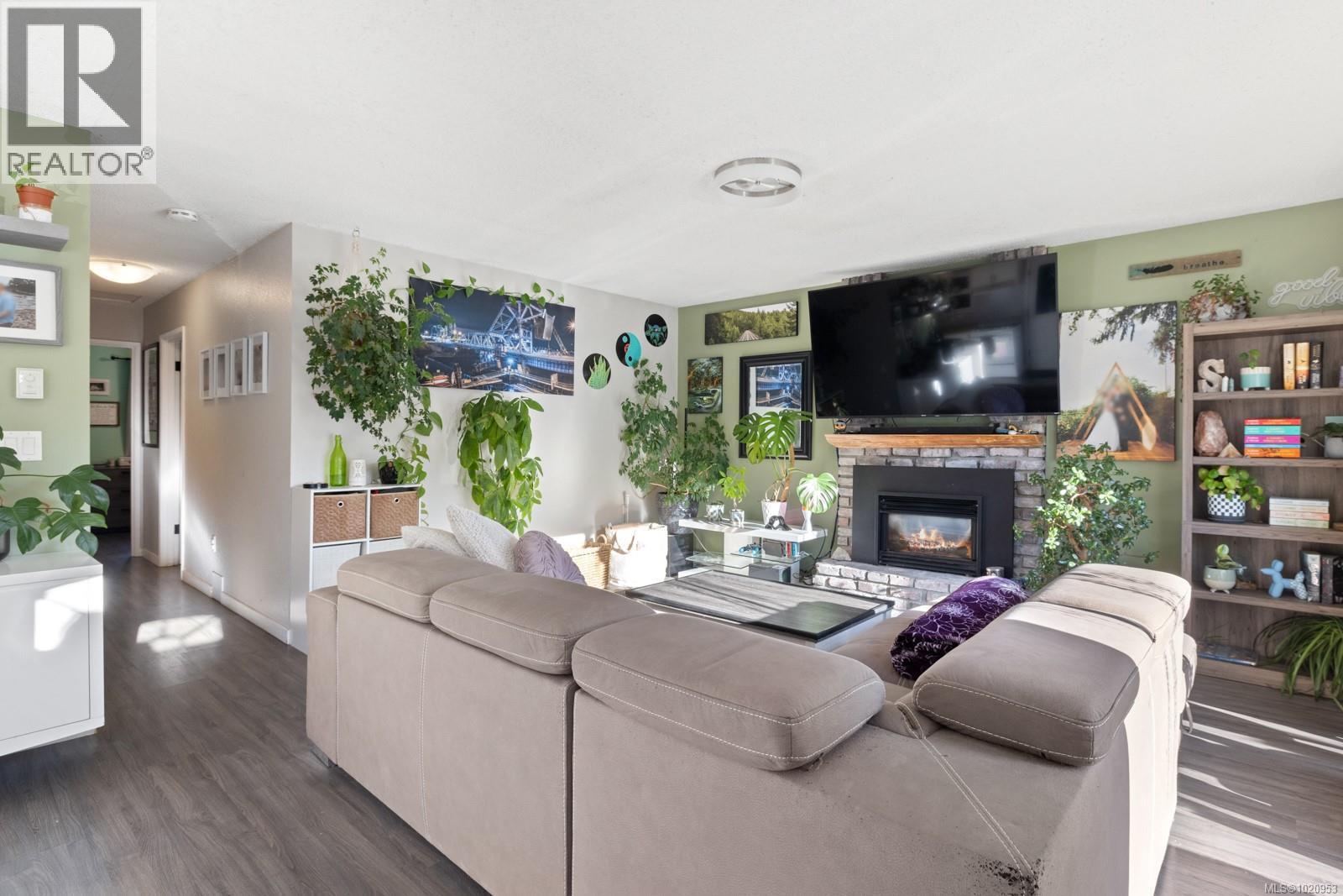 5849 Carmel Dr, Duncan