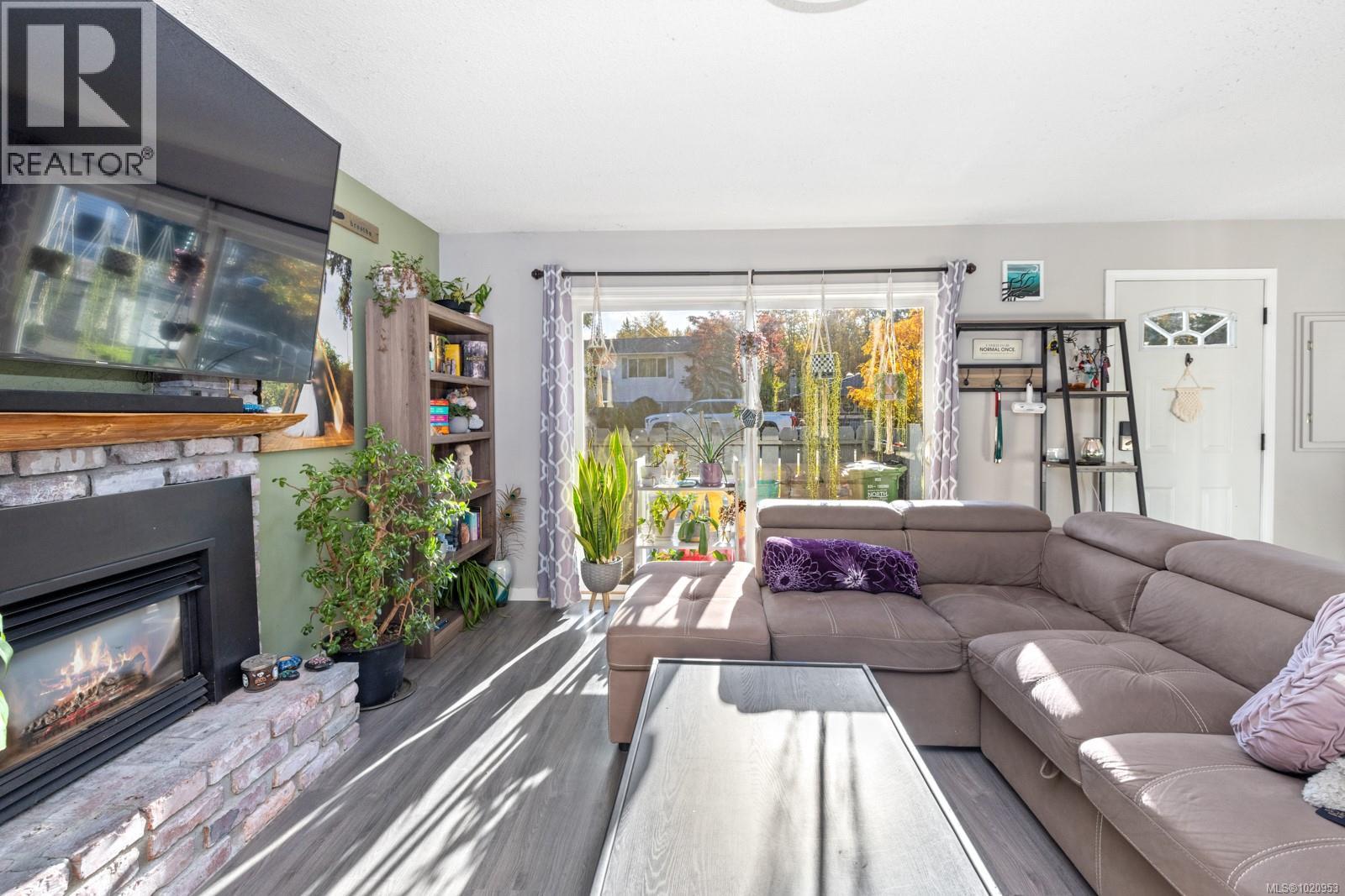 5849 Carmel Dr, Duncan