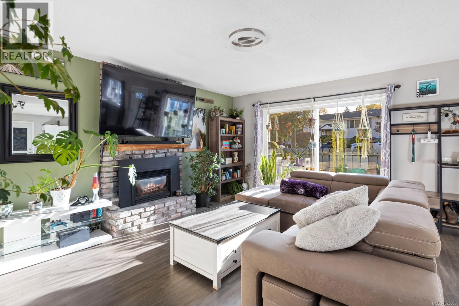 5849 Carmel Dr, Duncan