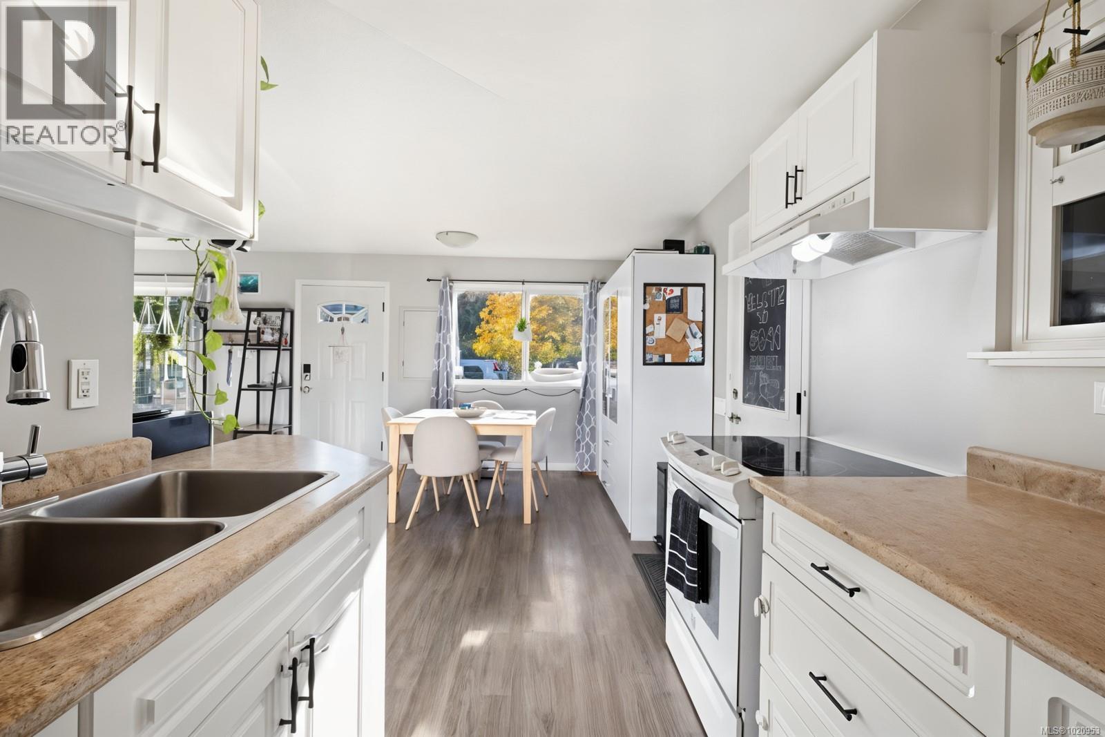 5849 Carmel Dr, Duncan