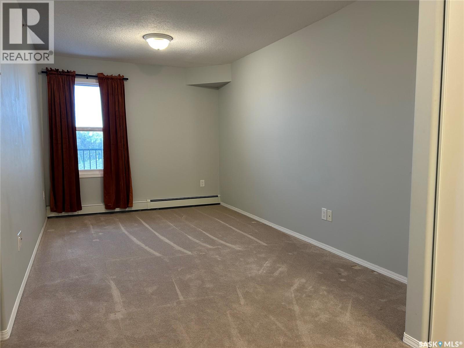405 701 Henry STREET — photo 14