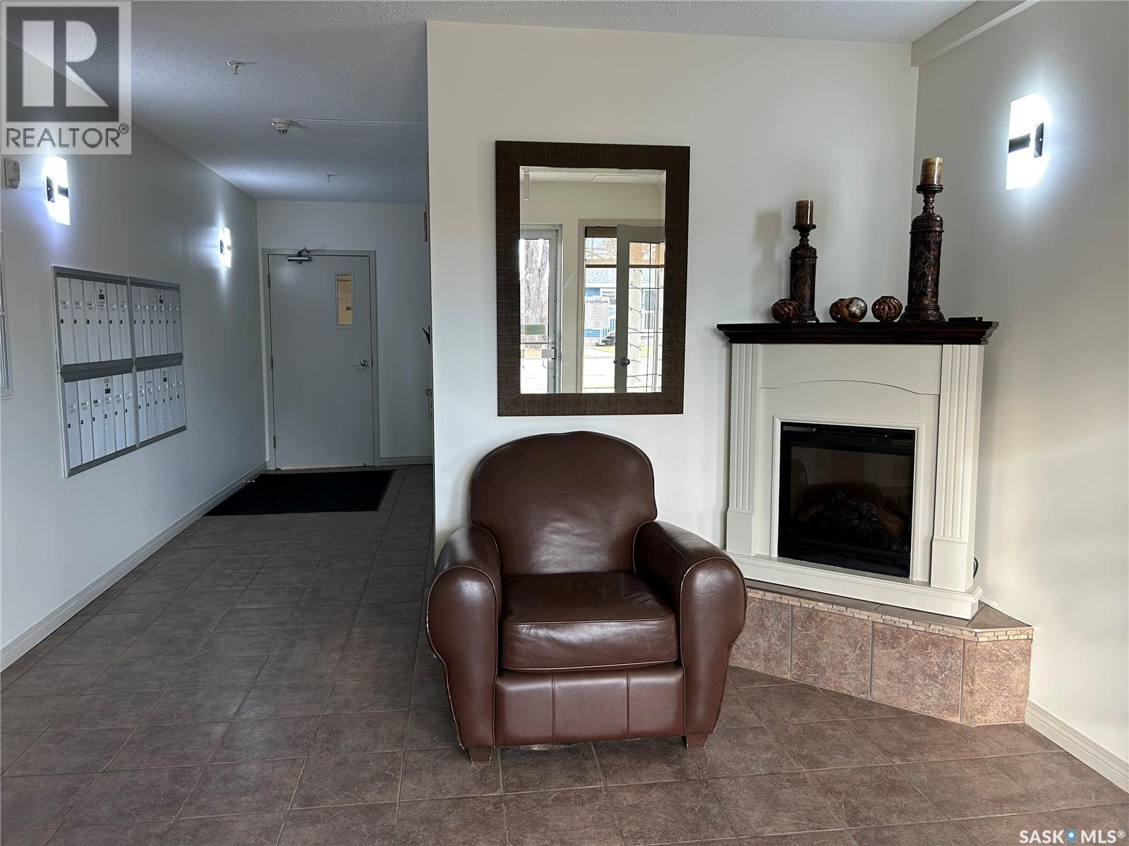 405 701 Henry STREET — photo 24