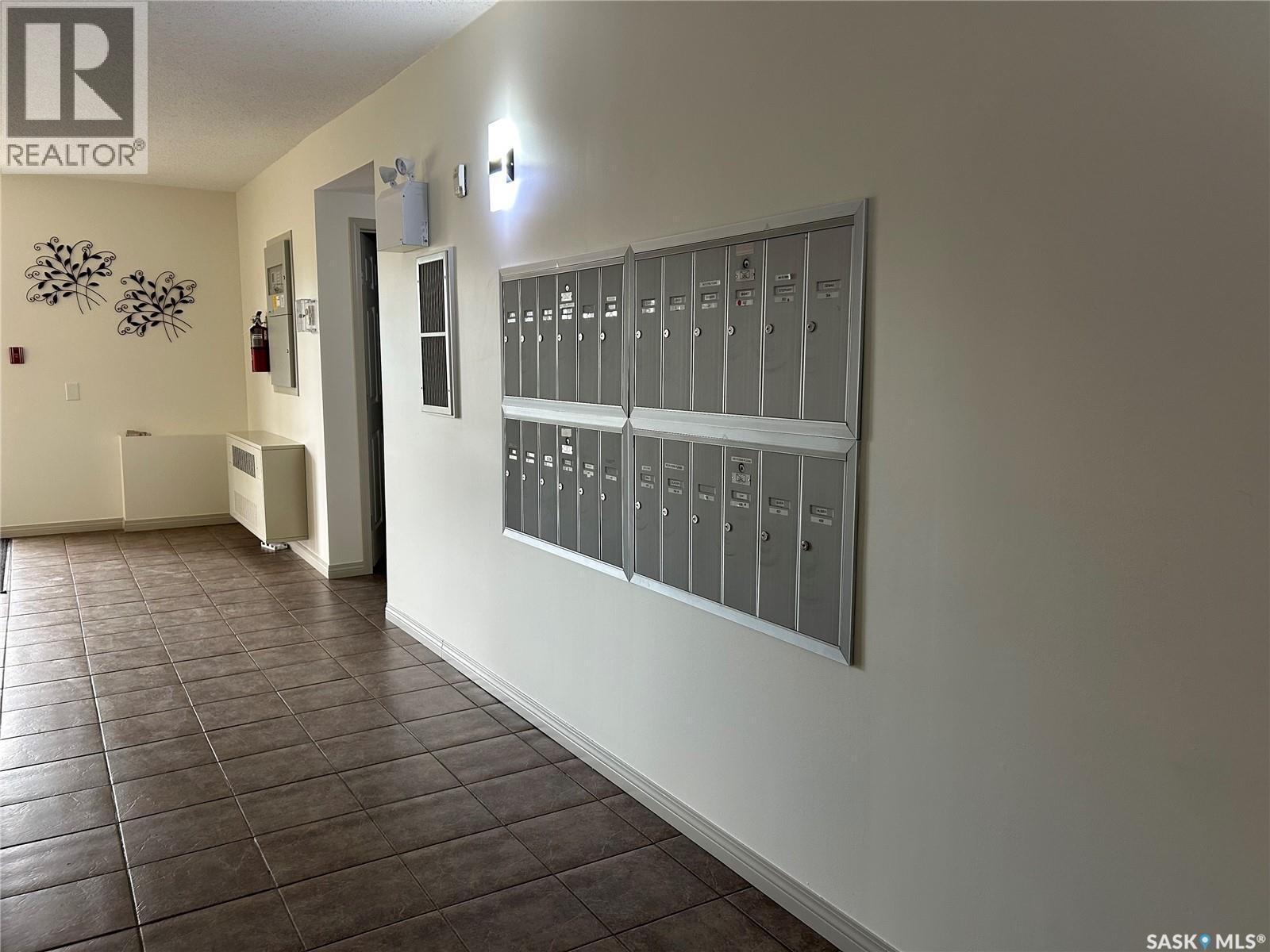 405 701 Henry STREET — photo 27
