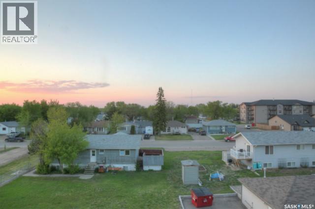405 701 Henry STREET — photo 31