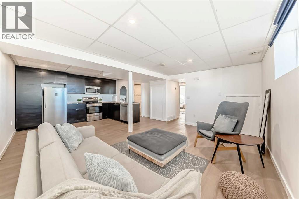 Single Family House Bi-level for Sale in   Avenue NE Marlborough Park Calgary 