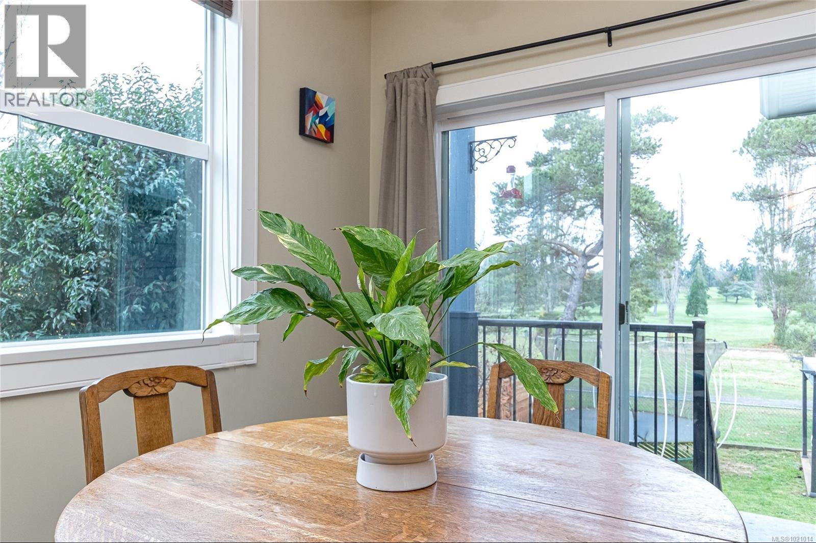 1054 Colville Rd, Esquimalt