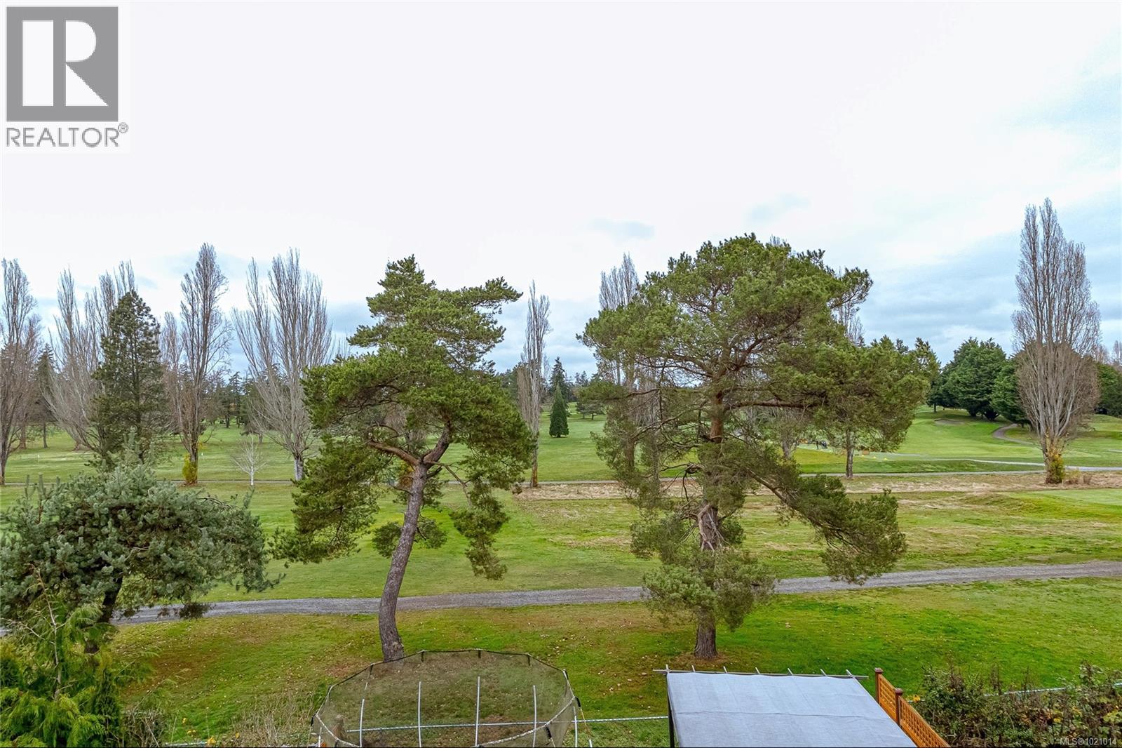 1054 Colville Rd, Esquimalt