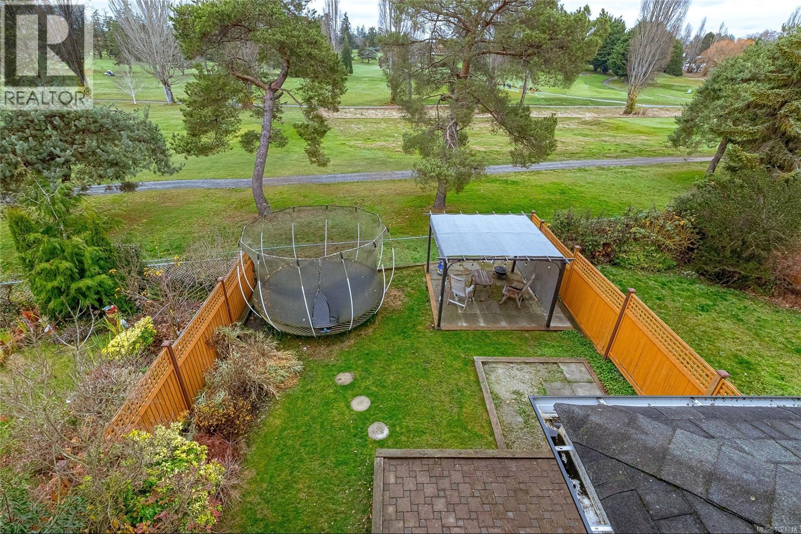 1054 Colville Rd, Esquimalt