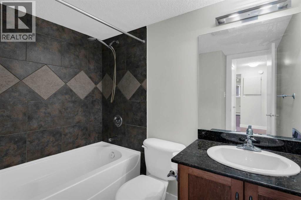 Single Family House for Sale in    Avenue NW Sunnyside Calgary 