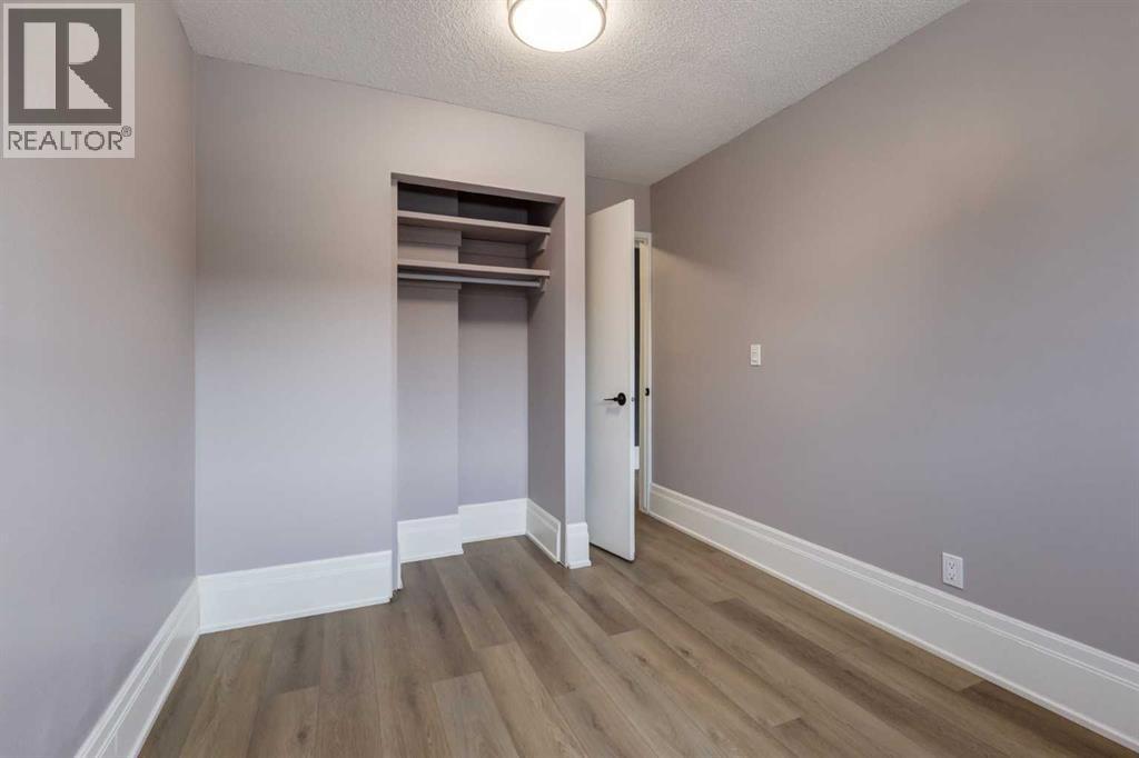 Single Family House for Sale in    Avenue SW Sunalta Calgary 