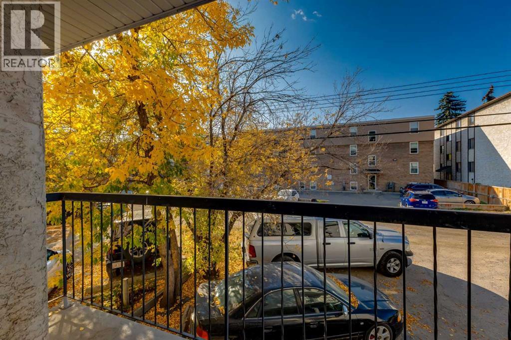 Single Family House for Sale in    Avenue SW Sunalta Calgary 