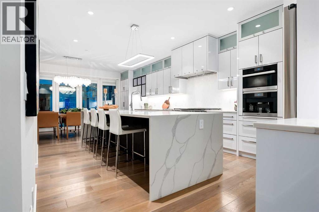 Single Family House for Sale in   Avenue NW Crescent Heights Calgary 