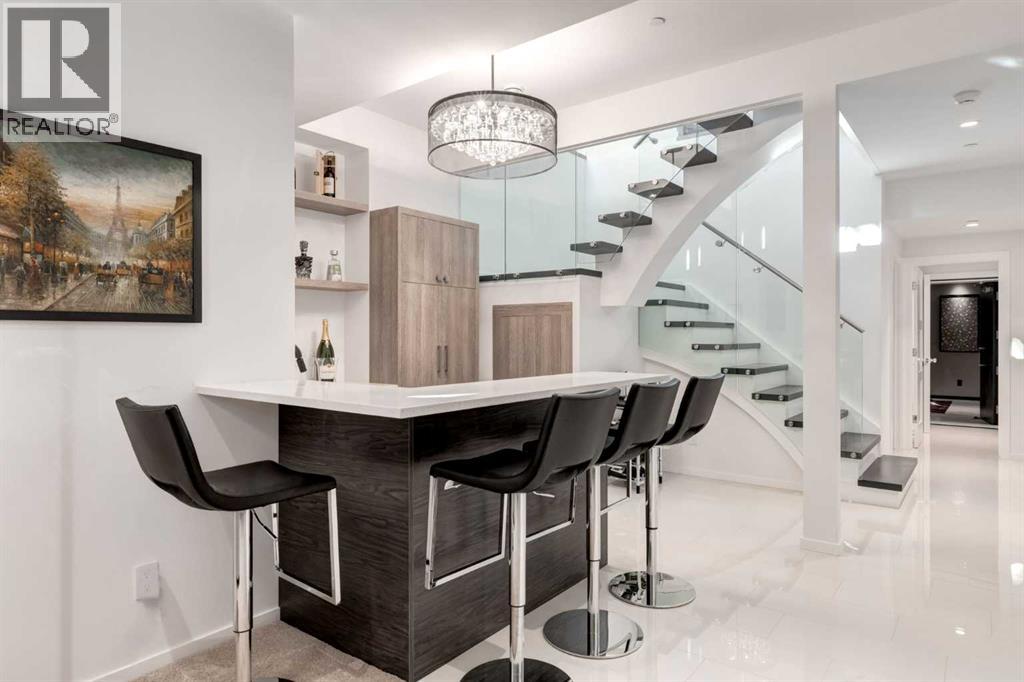 Single Family House for Sale in   Avenue NW Crescent Heights Calgary 