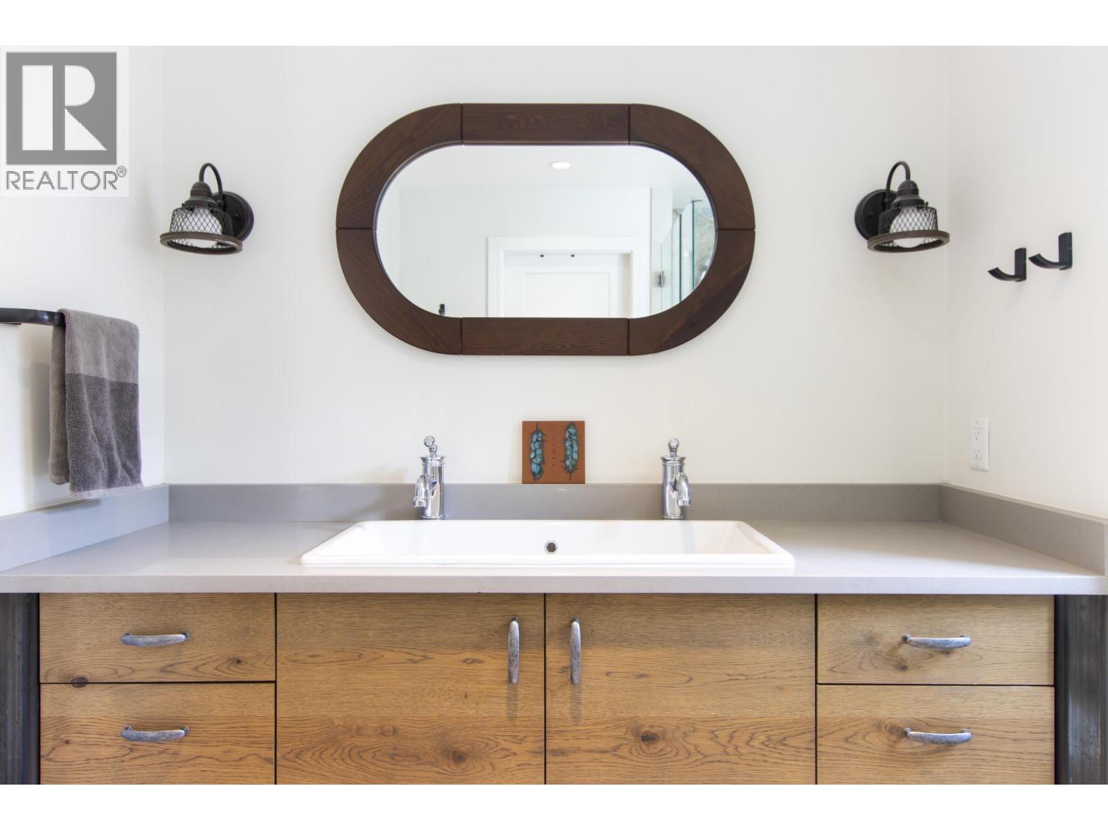 40211 KINTYRE DRIVE, Squamish