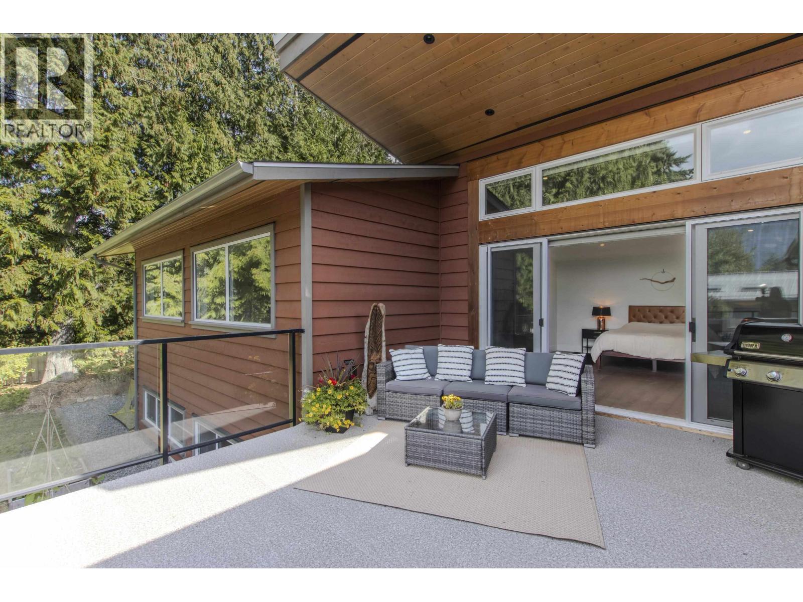 40211 KINTYRE DRIVE, Squamish