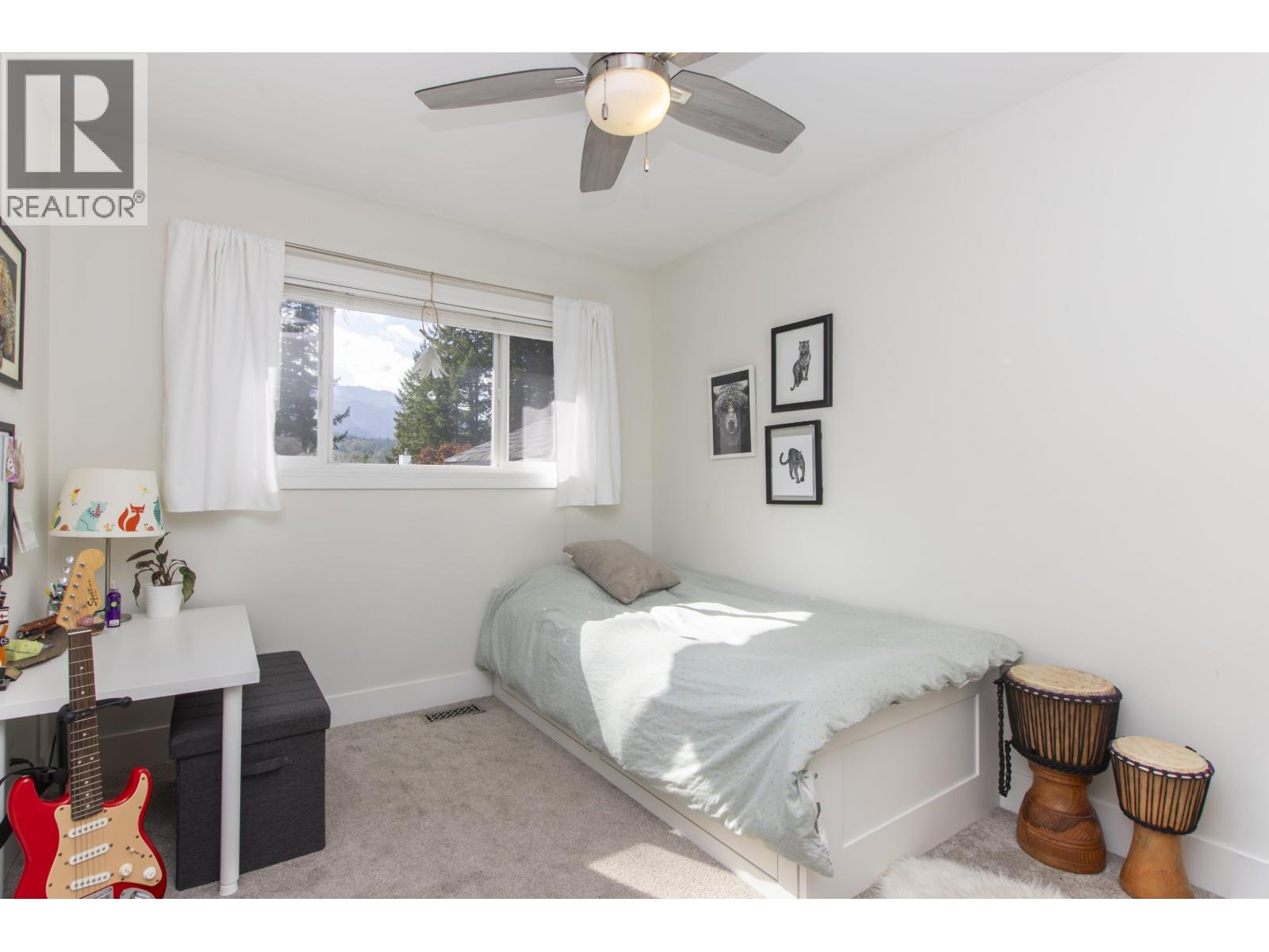 40211 KINTYRE DRIVE, Squamish