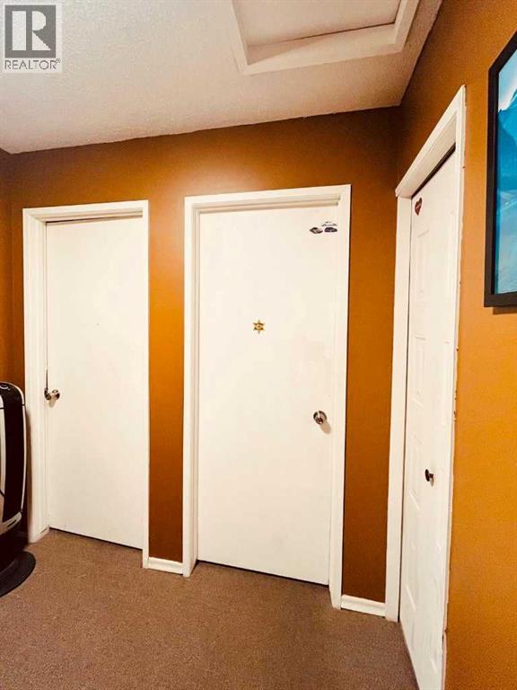 Single Family House for Sale in  TEMPLEHILL Road NE Temple Calgary 