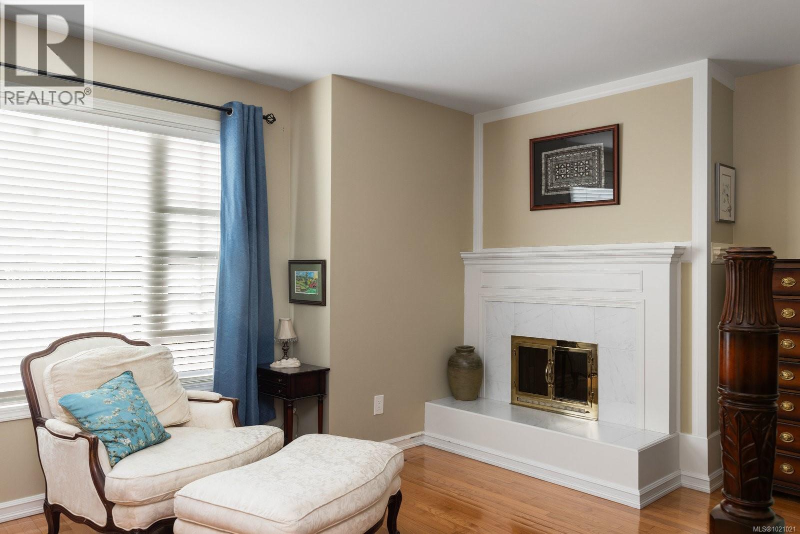  3913 Gibson Court, Saanich