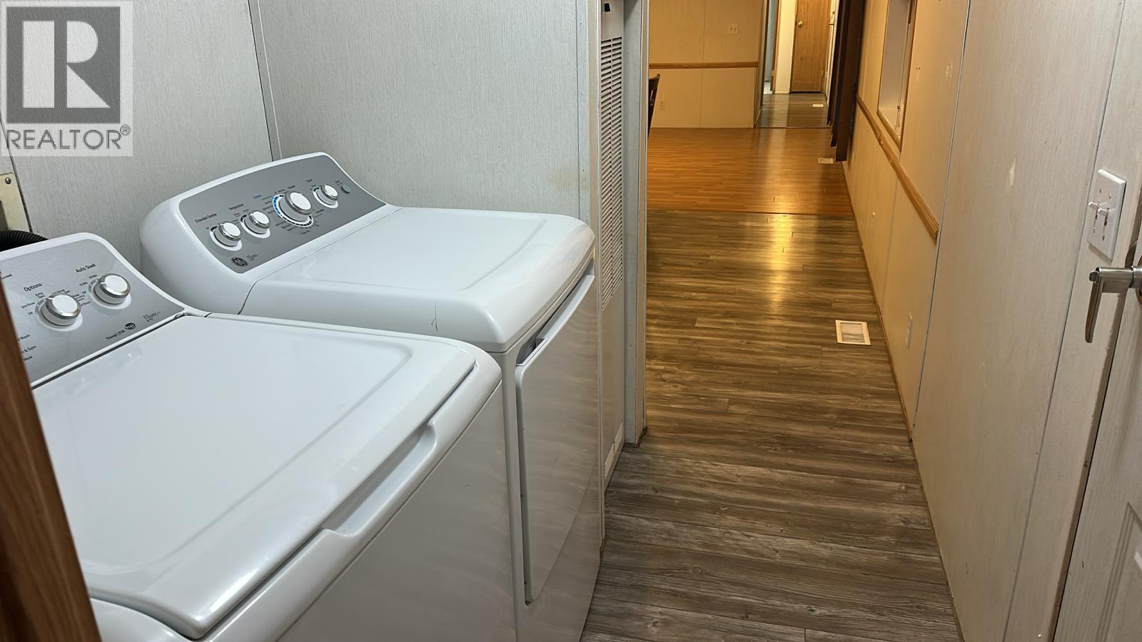 #62 6549 WILDMARE SUBDIVISION - 14